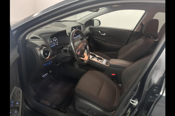 Hyundai Kona EV Fashion 64 kWh 126.200 KM | SOH 95% | WORDT VERWACHT!