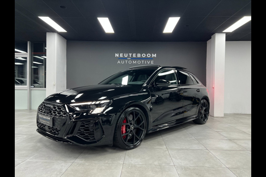 Audi A3 Sportback 2.5 RS 3 quattro | Ceramic |Head-Up| B&O