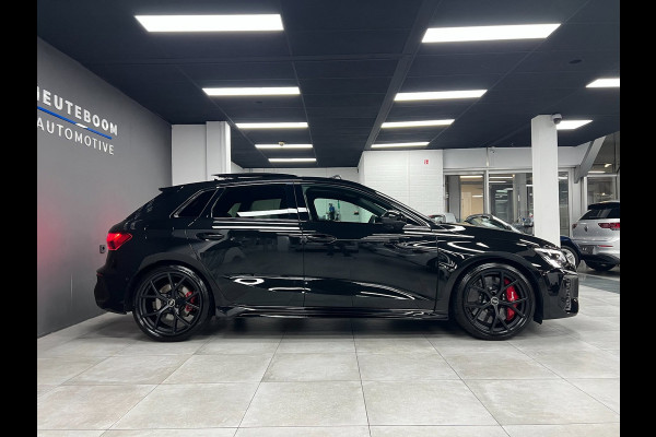 Audi A3 Sportback 2.5 RS 3 quattro | Ceramic |Head-Up| B&O