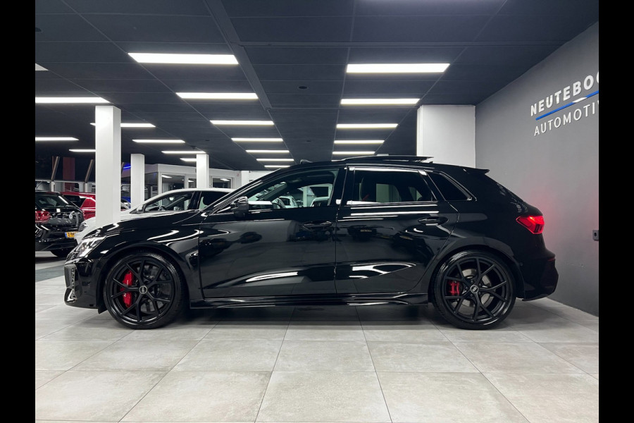 Audi A3 Sportback 2.5 RS 3 quattro | Ceramic |Head-Up| B&O