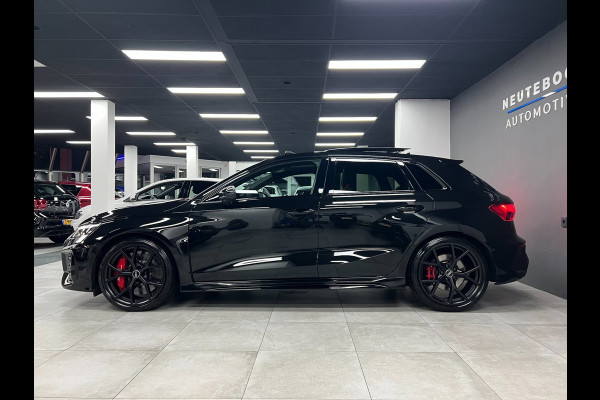 Audi A3 Sportback 2.5 RS 3 quattro | Ceramic |Head-Up| B&O