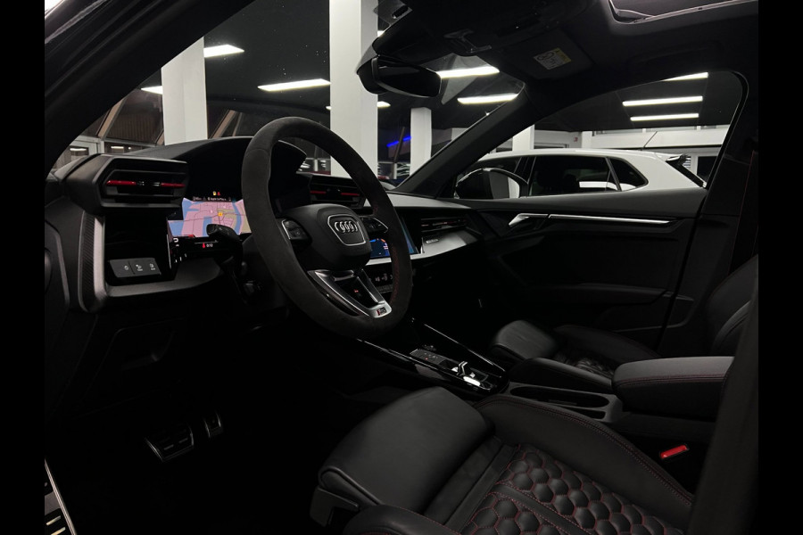 Audi A3 Sportback 2.5 RS 3 quattro | Ceramic |Head-Up| B&O