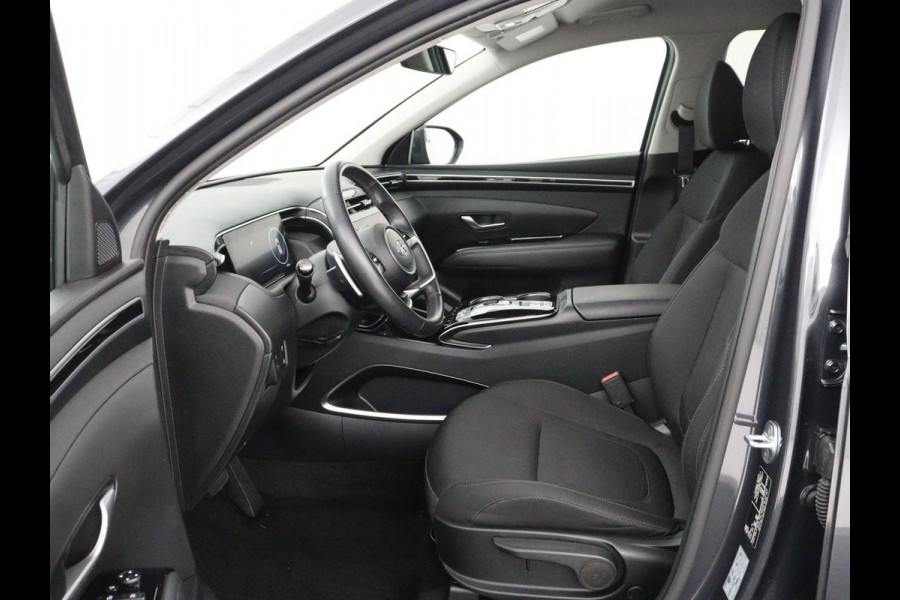 Hyundai Tucson 1.6 T-GDI PHEV Comfort 4WD | SOH 97,8% | Adaptive cruise | Carplay | Camera | Navigatie | Full LED | 19'' | Keyless | Climate control | Bluetooth | Plug In