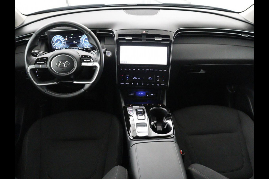 Hyundai Tucson 1.6 T-GDI PHEV Comfort 4WD | SOH 97,8% | Adaptive cruise | Carplay | Camera | Navigatie | Full LED | 19'' | Keyless | Climate control | Bluetooth | Plug In
