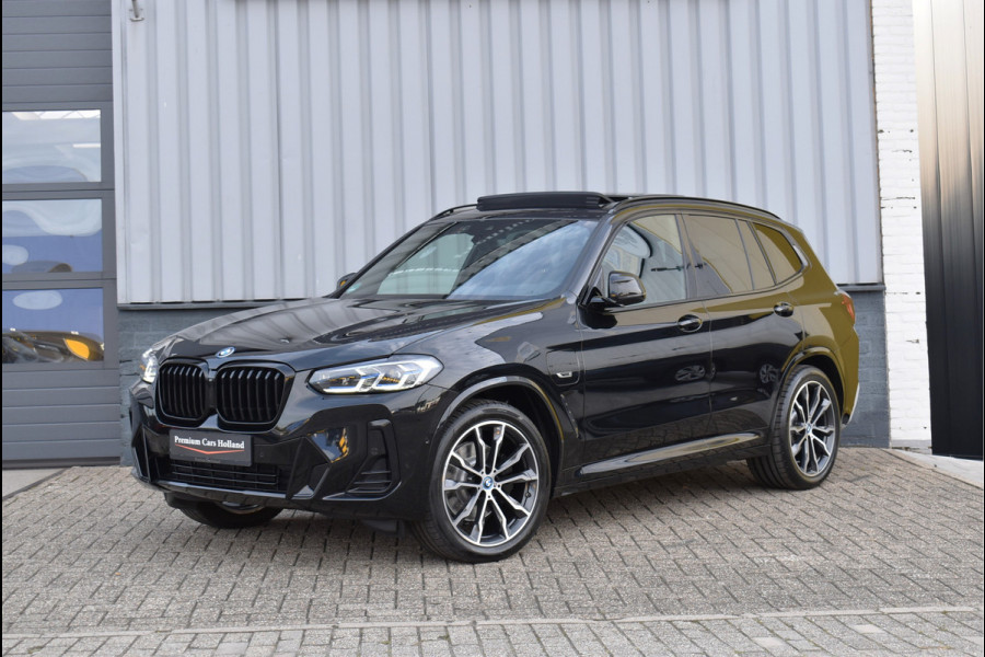 BMW X3 xDrive30e M-Sport Pakket 292 Pk Pano Trekhaak Laser Led Keyless Leder 20 Inch