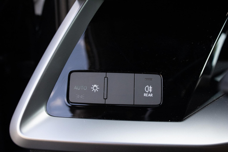 Audi A3 Sportback 45 TFSIe Sline Compt PANO CAMERA STOELVERWARMING