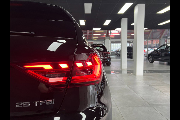 Audi A1 Sportback TFSI Pro Line | Clima | Cruise | LED