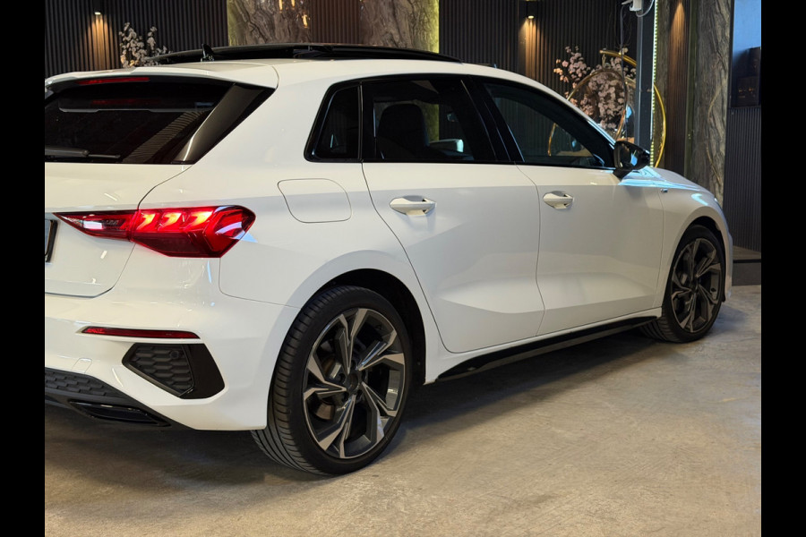 Audi A3 Sportback 30 TFSI 3X S-LINE|PANO|BOMVOL!