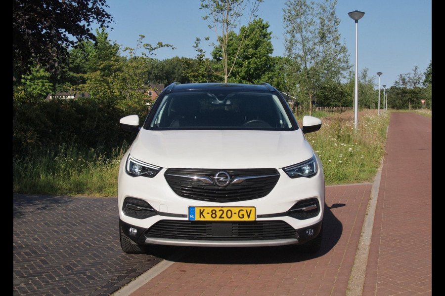 Opel Grandland X 1.2 Turbo Ultimate | Apple Carplay | Cruise Control | Parkeersensoren | Leder-pakket |