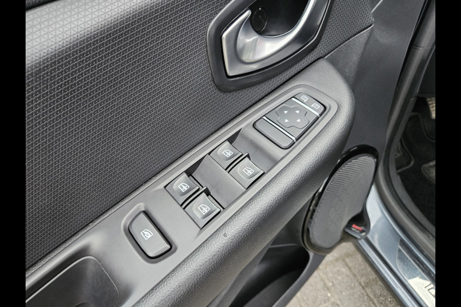 Renault Clio 0.9 TCe Limited Airco! Cruise Control! NAP! Nette Auto! Navigatie!