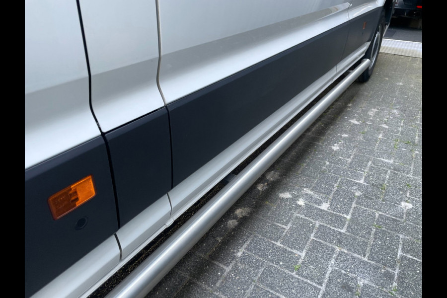 Volkswagen Crafter 35 2.0 TDI L4H3 NAVI AIRCO 140 PK AUTOMAAT CARPLAY