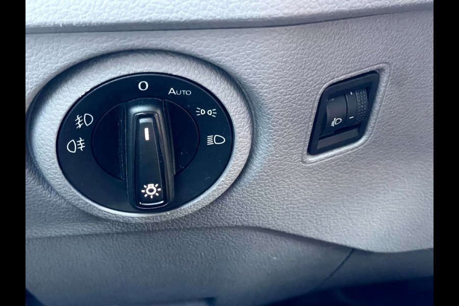 Volkswagen Crafter 35 2.0 TDI L4H3 NAVI AIRCO 140 PK AUTOMAAT CARPLAY