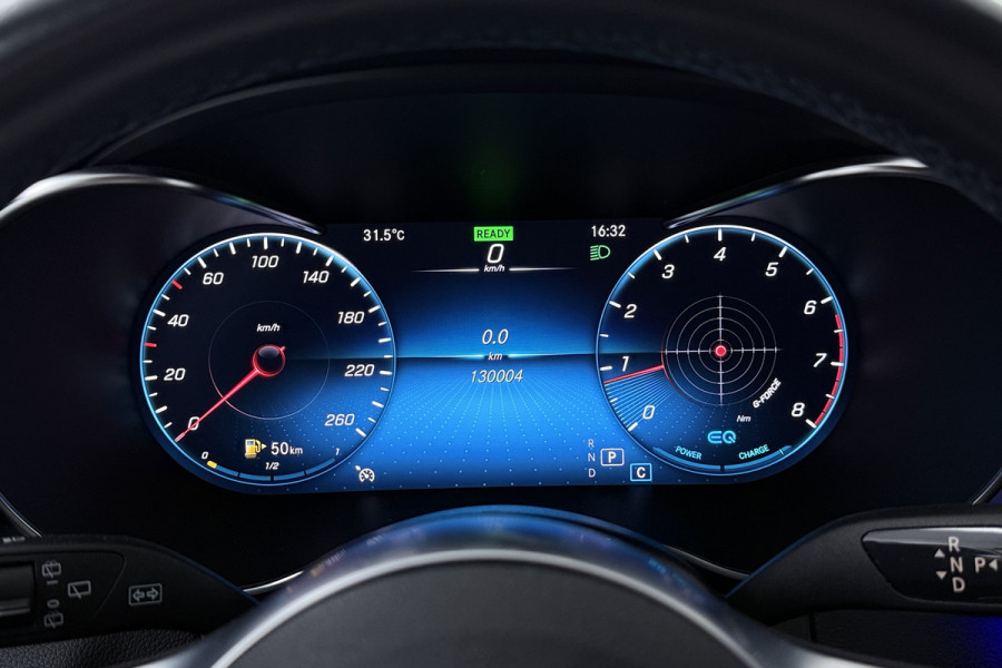 Mercedes-Benz C-Klasse Estate 200 Business Solution AMG (PANORAMADAK, SFEERVERLICHTING, MULTIBEAM KOPLAMPEN, DIGITALE COCKPIT)