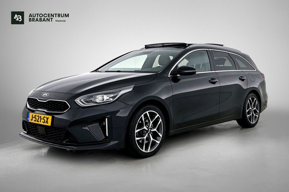 Kia Ceed Sportswagon 1.4 T-GDi GT-Line (PANORAMADAK, STOEL-/STUURVERWARMING, LED, CAMERA, CARPLAY, 1e EIGENAAR, GOED ONDERHOUDEN)