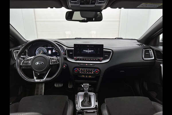 Kia Ceed Sportswagon 1.4 T-GDi GT-Line (PANORAMADAK, STOEL-/STUURVERWARMING, LED, CAMERA, CARPLAY, 1e EIGENAAR, GOED ONDERHOUDEN)
