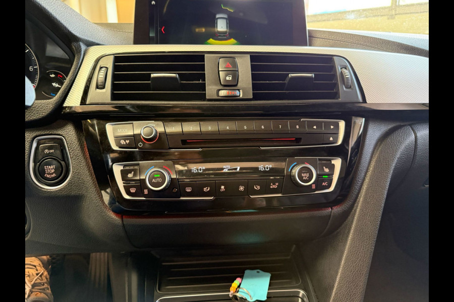 BMW 3 Serie Touring 320i Edition M Sport Shadow High Executive Automaat, Panorama dak