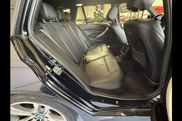 BMW 3 Serie Touring 320i Edition M Sport Shadow High Executive Automaat, Panorama dak