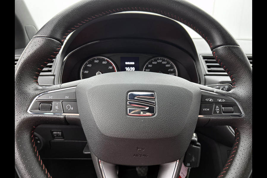 Seat Ibiza 1.0 TSI FR Business Intense FR (NAVIGATIE, LEDER, CLIMA, CAMERA, 1e EIGENAAR, GOED ONDERHOUDEN)