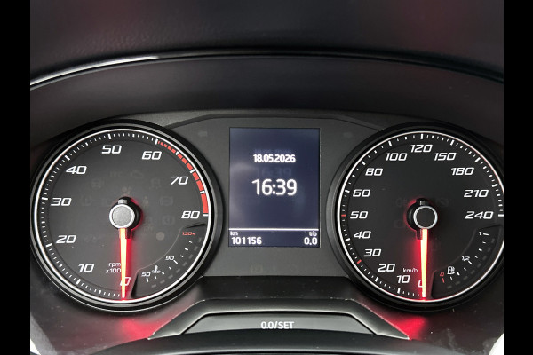 Seat Ibiza 1.0 TSI FR Business Intense FR (NAVIGATIE, LEDER, CLIMA, CAMERA, 1e EIGENAAR, GOED ONDERHOUDEN)
