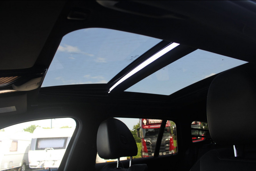 BMW 3 Serie Touring 320e xDrive M-Sport LCI | Pano | Head-up | HIFI | 19''
