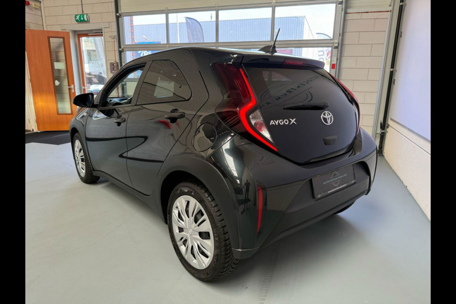 Toyota Aygo X 1.0 VVT-i MT Play Camera, Stoelverwarming