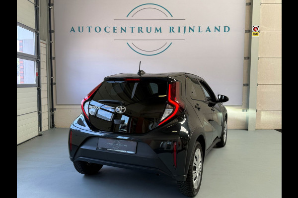 Toyota Aygo X 1.0 VVT-i MT Play Camera, Stoelverwarming