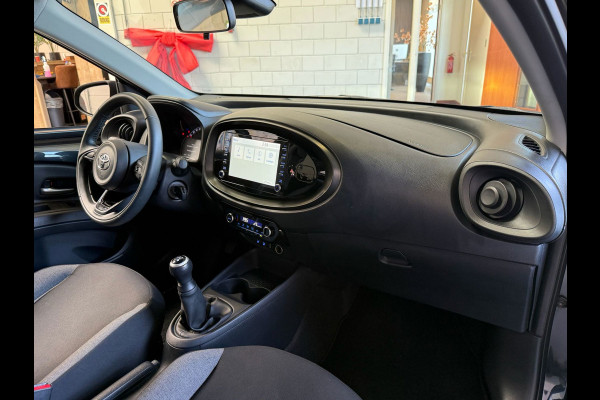Toyota Aygo X 1.0 VVT-i MT Play Camera, Stoelverwarming