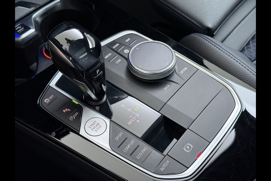 BMW 2 Serie Gran Coupé 218i Automaat M-Sport High Executive Panoramadak Live Cockpit Apple Carplay Android Auto Camera Navi Ecc Cruise Contr Privacy Glas Led Achteruitrijassistent Regen-Lichtsensor Hifi-Systeem DAB Dealeronderhouden 1e Eigenaar Origineel Nederlandse Auto