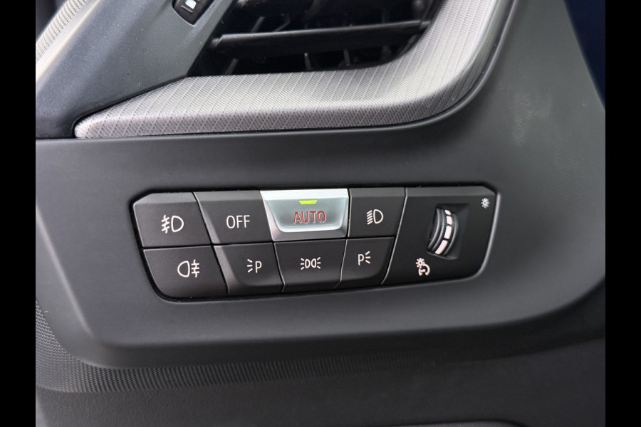 BMW 2 Serie Gran Coupé 218i Automaat M-Sport High Executive Panoramadak Live Cockpit Apple Carplay Android Auto Camera Navi Ecc Cruise Contr Privacy Glas Led Achteruitrijassistent Regen-Lichtsensor Hifi-Systeem DAB Dealeronderhouden 1e Eigenaar Origineel Nederlandse Auto