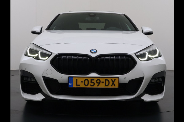 BMW 2 Serie Gran Coupé 218i Automaat M-Sport High Executive Panoramadak Live Cockpit Apple Carplay Android Auto Camera Navi Ecc Cruise Contr Privacy Glas Led Achteruitrijassistent Regen-Lichtsensor Hifi-Systeem DAB Dealeronderhouden 1e Eigenaar Origineel Nederlandse Auto