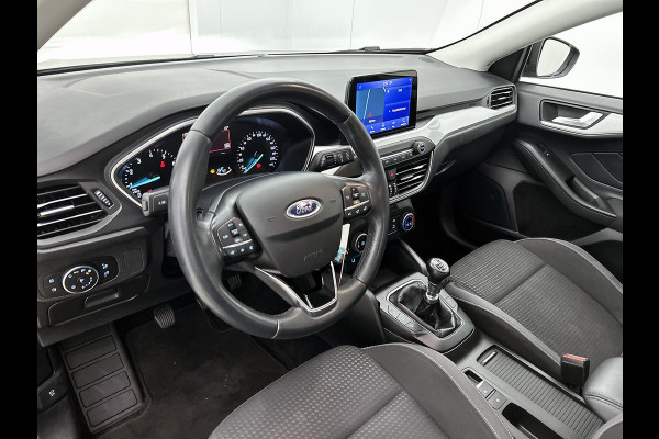 Ford FOCUS Wagon 1.0 EcoBoost Trend Edition Business (NAVIGATIE, CARPLAY, PDC, STUURBEDIENING, 1e EIGENAAR)