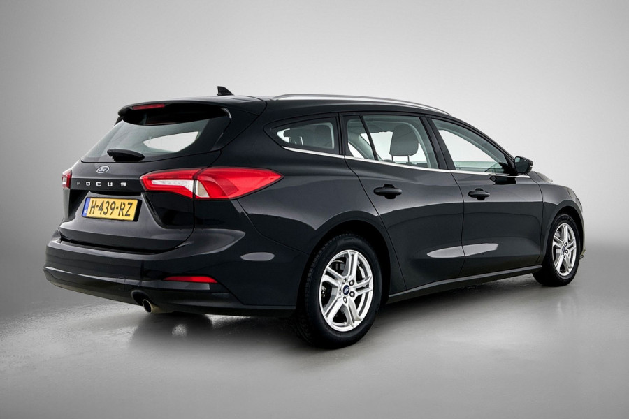 Ford FOCUS Wagon 1.0 EcoBoost Trend Edition Business (NAVIGATIE, CARPLAY, PDC, STUURBEDIENING, 1e EIGENAAR)