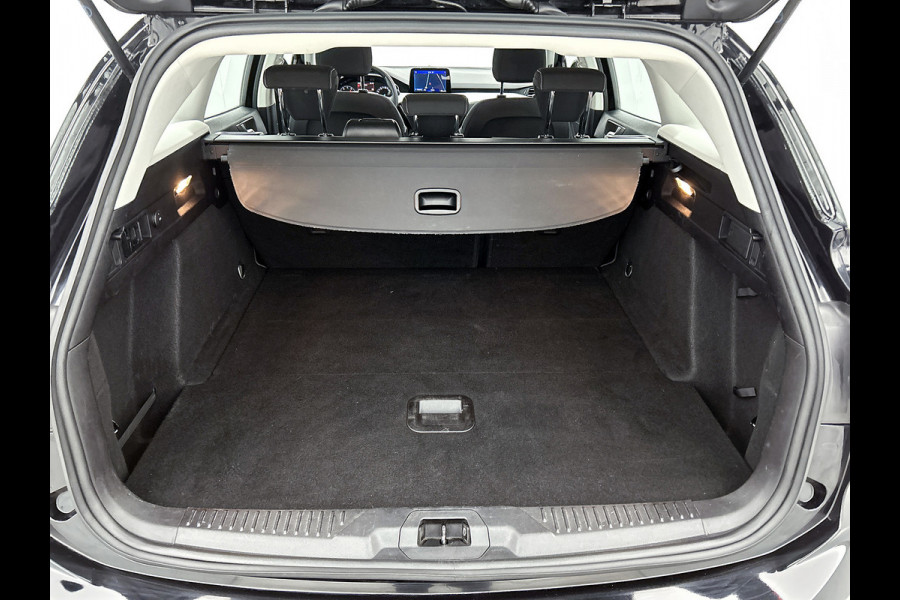 Ford FOCUS Wagon 1.0 EcoBoost Trend Edition Business (NAVIGATIE, CARPLAY, PDC, STUURBEDIENING, 1e EIGENAAR)