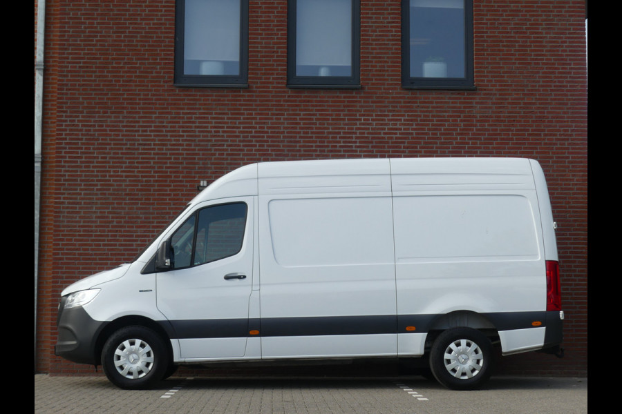 Mercedes-Benz eSprinter 320 L2H2 81kWh Trekhaak/Camera/Navigatie/Standkachel