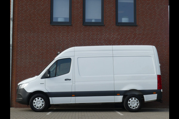 Mercedes-Benz eSprinter 320 L2H2 81kWh Trekhaak/Camera/Navigatie/Standkachel