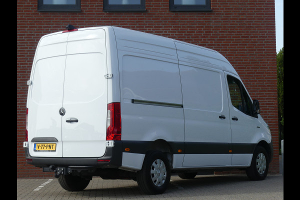 Mercedes-Benz eSprinter 320 L2H2 81kWh Trekhaak/Camera/Navigatie/Standkachel