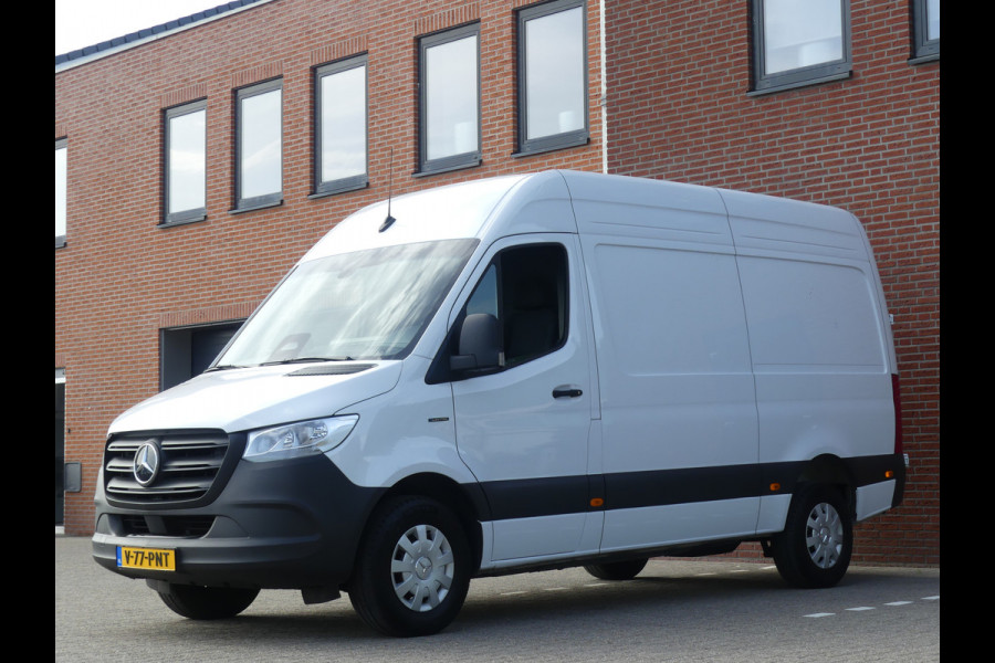 Mercedes-Benz eSprinter 320 L2H2 81kWh Trekhaak/Camera/Navigatie/Standkachel