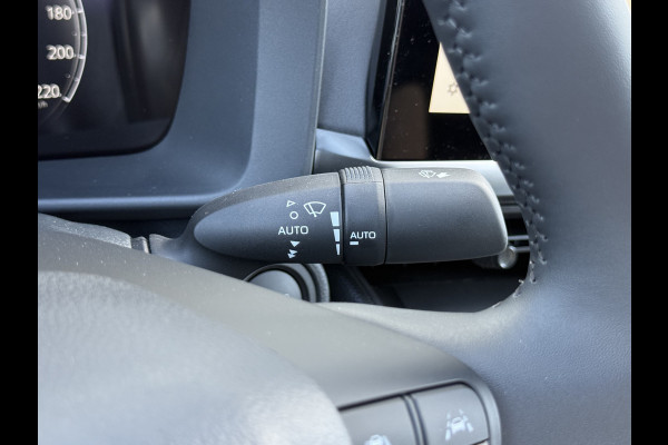 Toyota C-HR 1.8 Hybrid 140 Dynamic | ACC | CarPlay | Camera | Keyless | 18 inch
