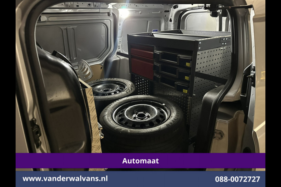 Ford Transit Connect 1.5 EcoBlue 120pk Automaat L2H1 Inrichting Euro6 Airco | 2x Zijdeur | 3-Zits | Camera | Navigatie | Cruisecontrol Apple Carplay, Android Auto, Stoelverwarming, Verwarmde voorruit, Parkeersensoren, Bijrijdersbank