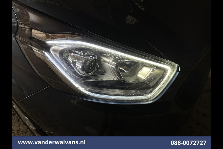 Ford Transit Custom 2.0 TDCI 131pk L2H1 Euro6 Airco | Camera | LED | Cruisecontrol | 2800kg Trekhaak Verwarmde voorruit, Parkeersensoren, Bijrijdersbank