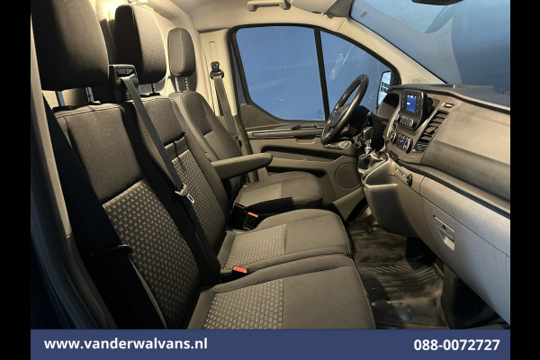 Ford Transit Custom 2.0 TDCI 131pk L2H1 Euro6 Airco | Camera | LED | Cruisecontrol | 2800kg Trekhaak Verwarmde voorruit, Parkeersensoren, Bijrijdersbank