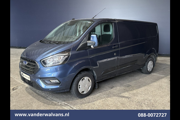Ford Transit Custom 2.0 TDCI 131pk L2H1 Euro6 Airco | Camera | LED | Cruisecontrol | 2800kg Trekhaak Verwarmde voorruit, Parkeersensoren, Bijrijdersbank