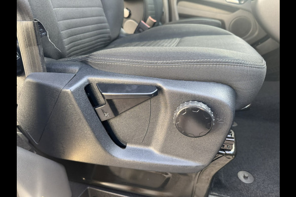 Ford Transit Custom 320 2.0 TDCI L2H1 Platinum Edition DC Camera Carplay Cruise Dodehoek Trekhaak 2x Schuifdeur