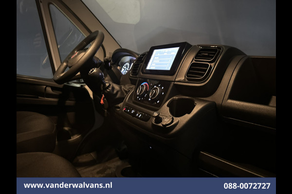 Fiat Ducato 2.2 MultiJet 140pk Bakwagen 222cm Hoog Laadklep Euro6 Airco | Camera | Cruisecontrol Bijrijdersbank, 3000kg trekvermogen