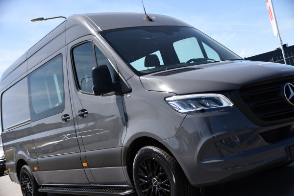 Mercedes-Benz Sprinter 317 1.9 CDI L2H2 DC PB Edition Camera, Cruise, Carplay, 170pk, LED, 3500kg Trekhaak, Automaat, Sensoren, Multimedia, Uniek!