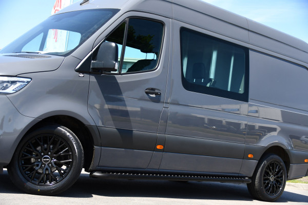 Mercedes-Benz Sprinter 317 1.9 CDI L2H2 DC PB Edition Camera, Cruise, Carplay, 170pk, LED, 3500kg Trekhaak, Automaat, Sensoren, Multimedia, Uniek!