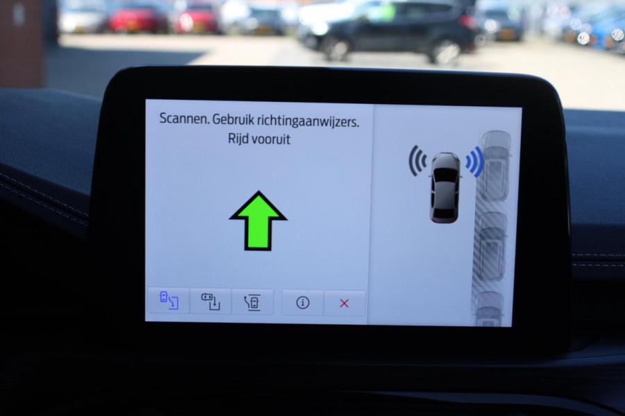 Ford Kuga 2.5 PHEV Vignale | Wegklapbare trekhaak | Panoramadak | Adaptive cruise control | Winter Pack | Bang&Olufsen | Dodehoeksensoren