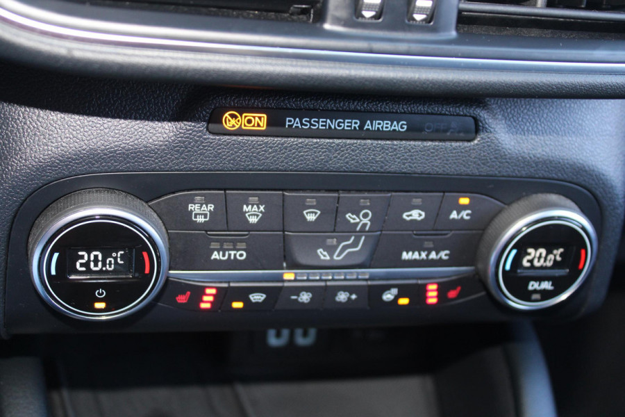 Ford Kuga 2.5 PHEV Vignale | Wegklapbare trekhaak | Panoramadak | Adaptive cruise control | Winter Pack | Bang&Olufsen | Dodehoeksensoren