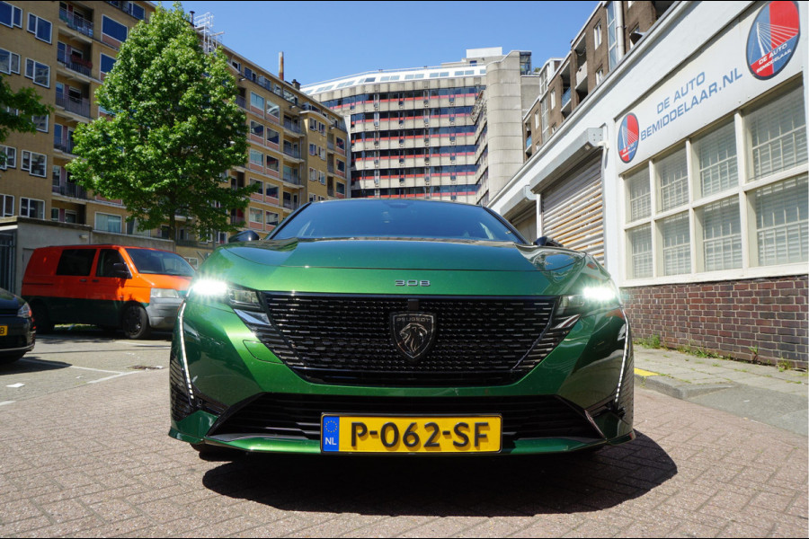 Peugeot 308 1.2 PureTech GT Aut8 NL Auto | Leer | Sfeerverlichting | Adaptieve cruise + Lane | Full LED | Dealer onderhouden