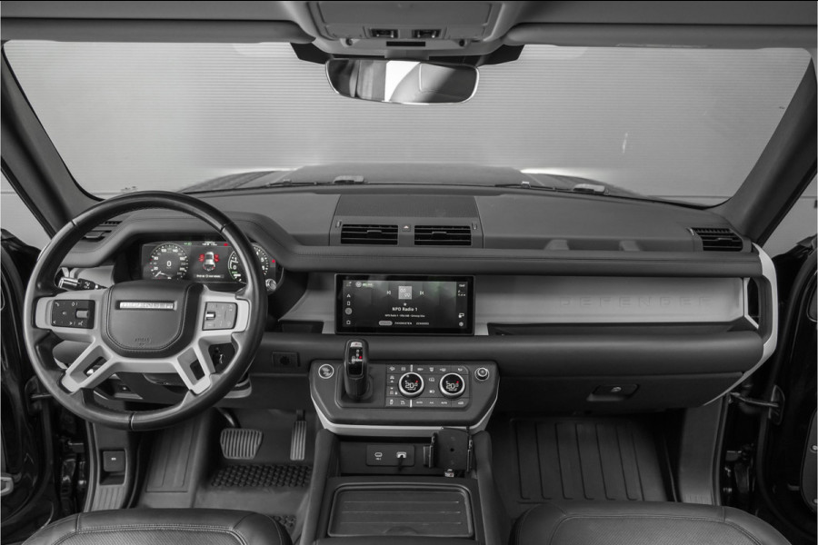 Land Rover Defender 110 2.0 P400e 110 X-Dynamic HSE Pano Trekhaak ACC 22"